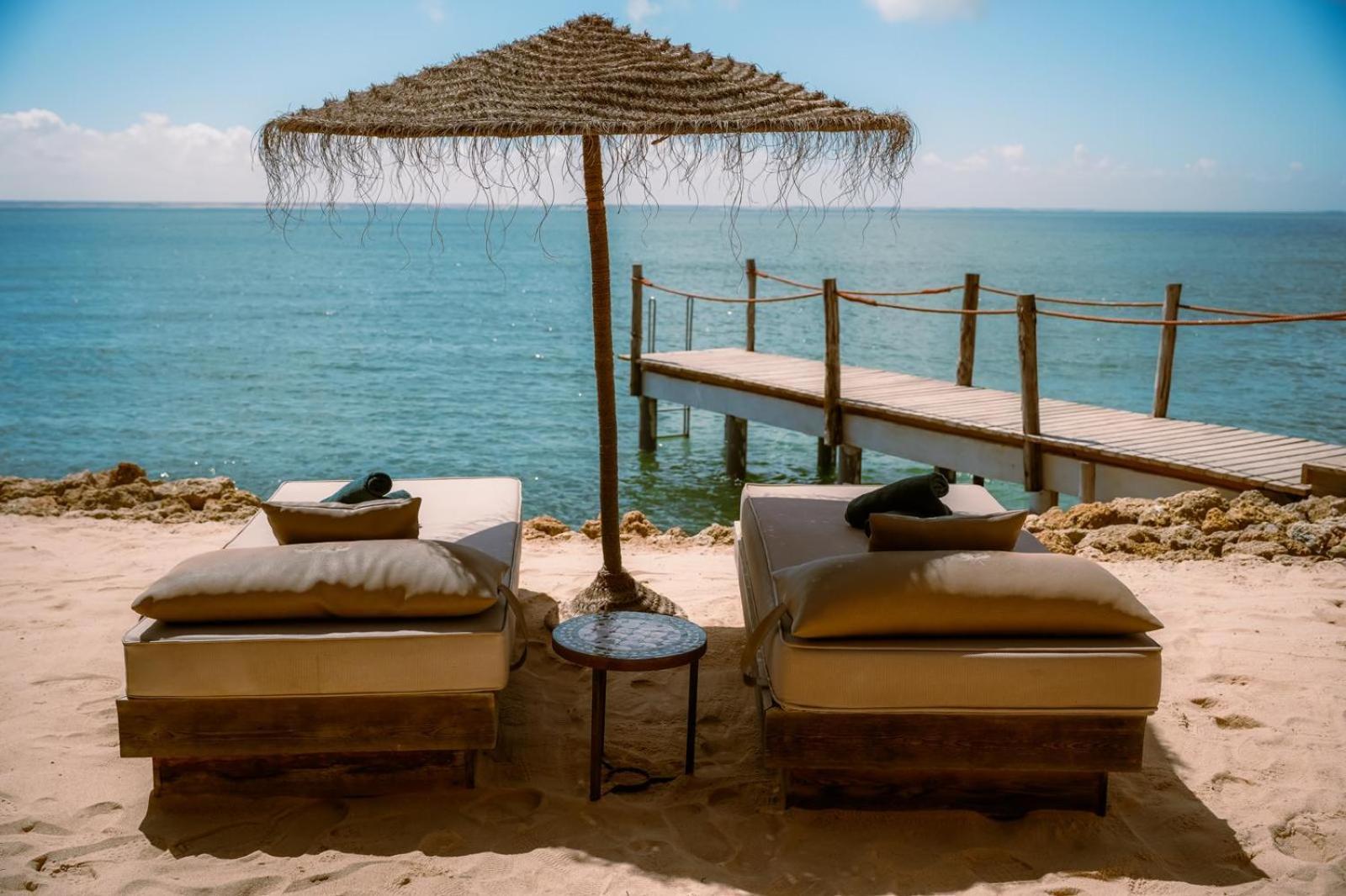 Hotel Oasis Dakhla Exterior photo